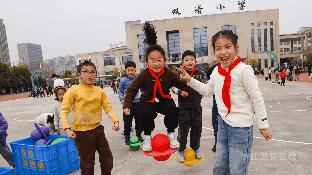 微信图片_20250320095358.gif